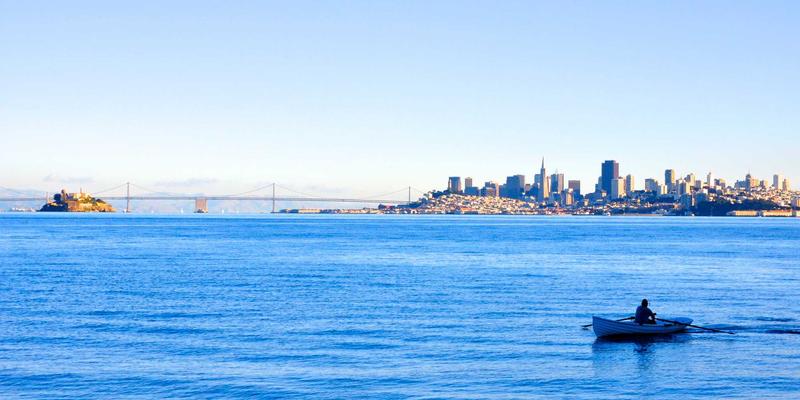 Tech Tutorials：系统管理员必读——边缘计算与网络技术融合如何降低延迟并提升用户体验