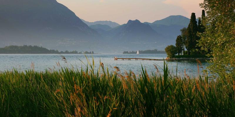 多云网络互联架构设计实战教程：破解跨云数据传输与安全难题