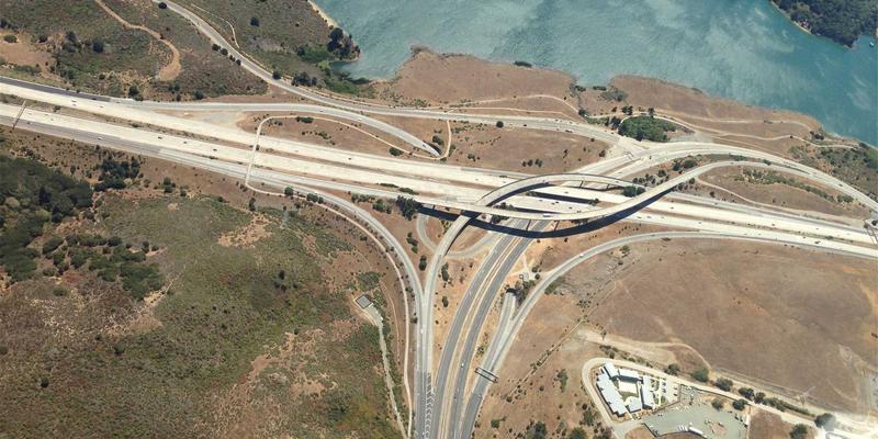 网络技术60：系统管理、技术教程与网络指南的核心融合